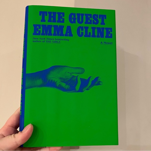 Other - 📚 4/25$ 📚 The Guest by Emma Cline